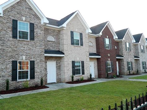 <b>The Grove Luxury Townhomes</b> is an apartment community located in <b>Florence</b> County and the 29501 ZIP Code. . For rent florence sc